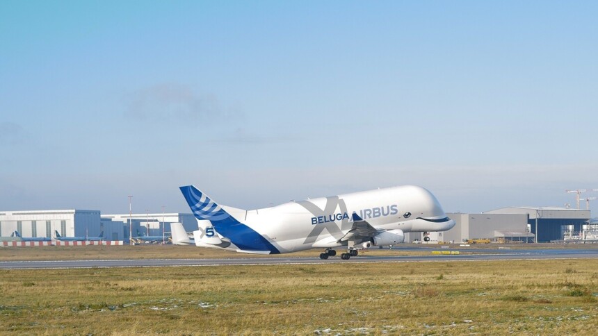 Der Beluga XL ist eines der größten Flugzeuge der Wellt.