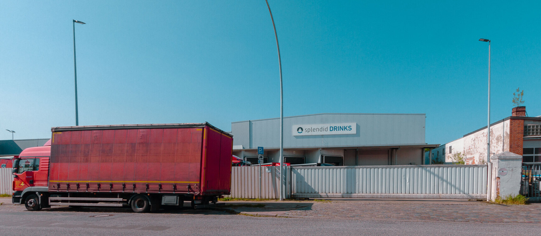 Logistics headquarters of the beverage specialist splendid Drinks in the Bornkampsweg/Ruhrstraße industrial area