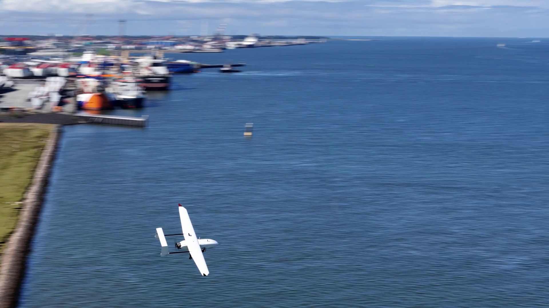 Drone flies over the German Bight