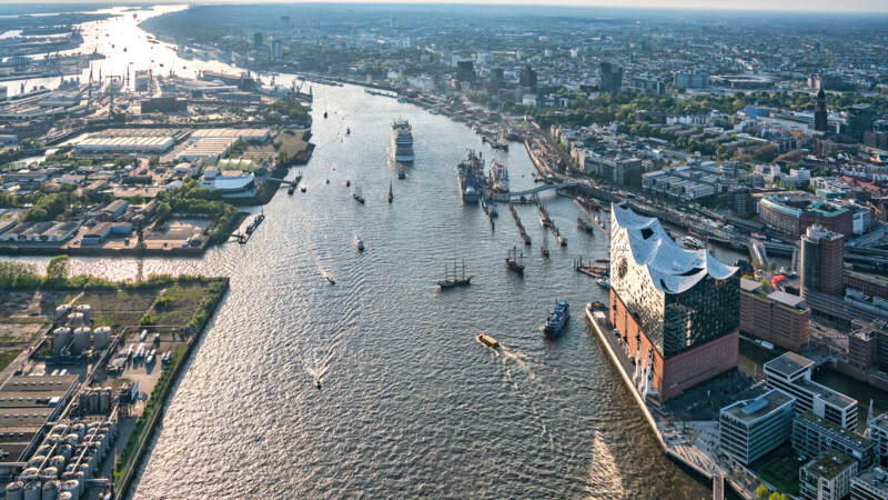 Drohnenaufnahme Hamburger Hafen