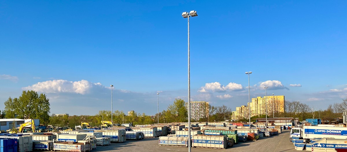 Otto Dörner containers at the Schnackenburgallee industrial location